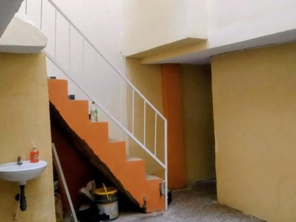 Casa de 6 alcobas en venta en Llanito, Bogotá, 84 m² · foto 9 de 12