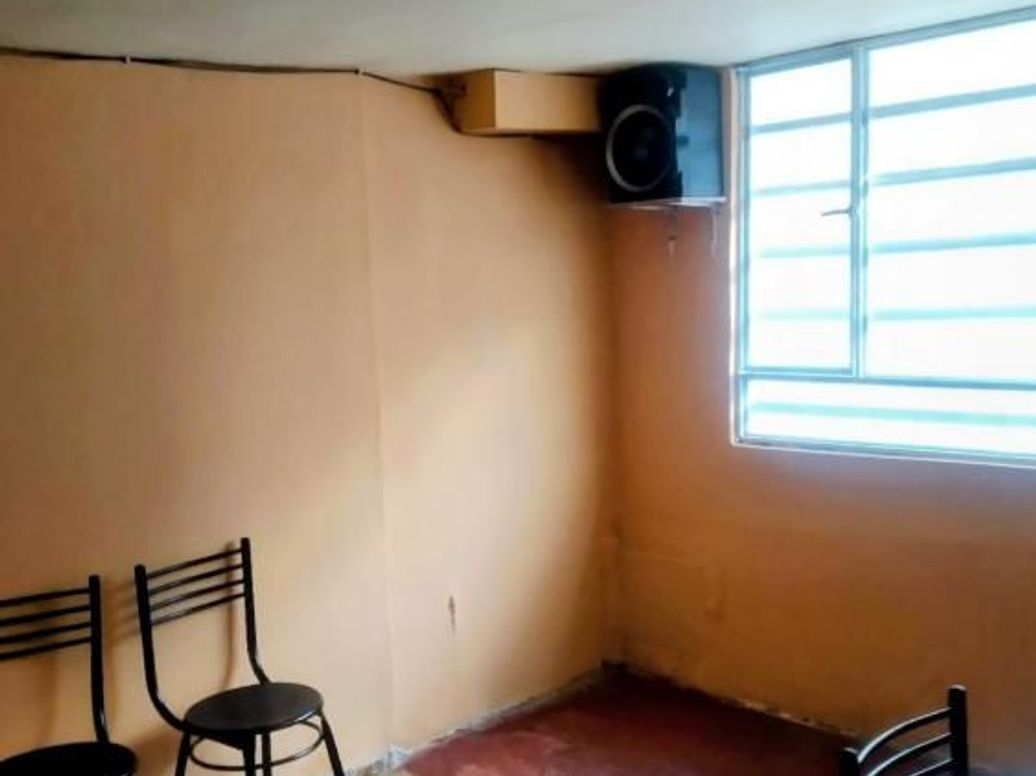 Casa de 6 alcobas en venta en Llanito, Bogotá, 84 m² · foto 4 de 12