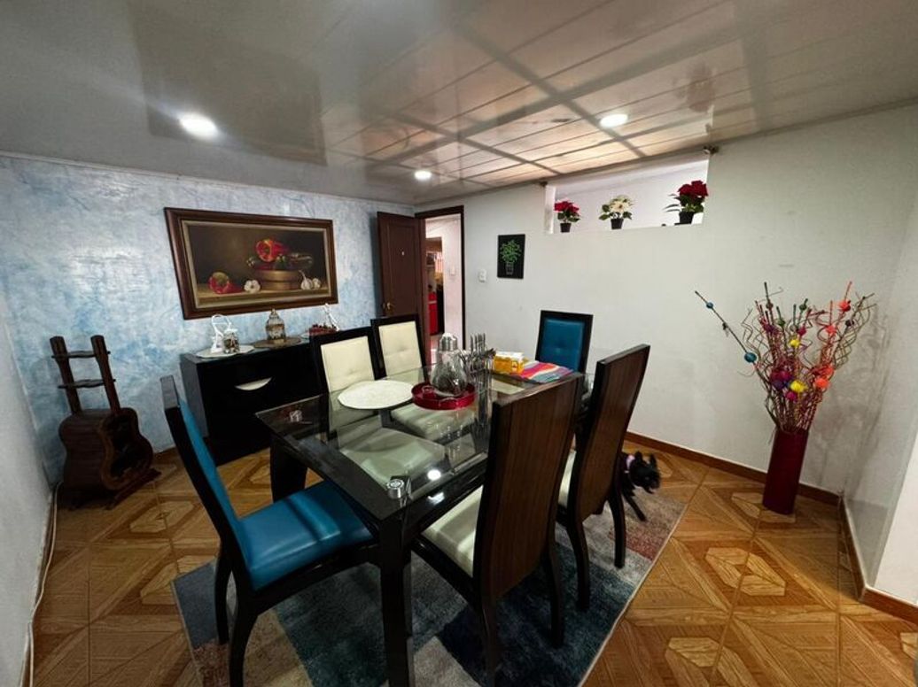 Casa de 2 alcobas en venta en Prado Veraniego, Bogotá, 128 m² · foto 5 de 7
