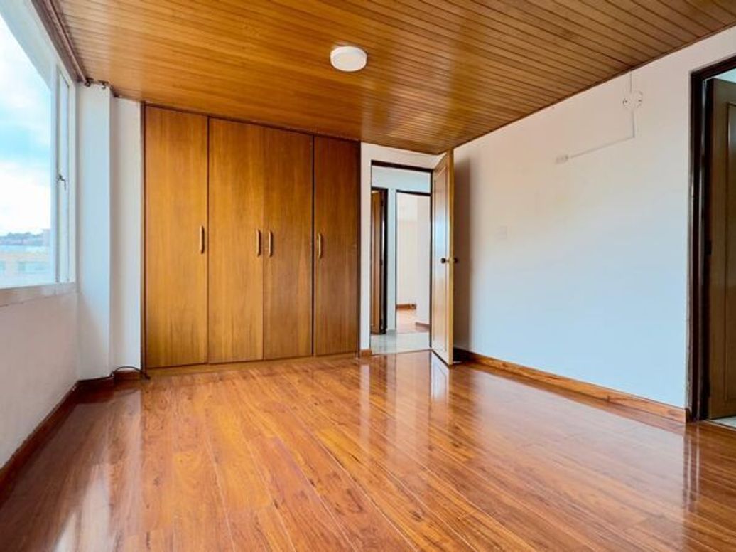Apartamento de 3 alcobas en venta en Prado Veraniego Norte, Bogotá, 89 m² · foto 7 de 11