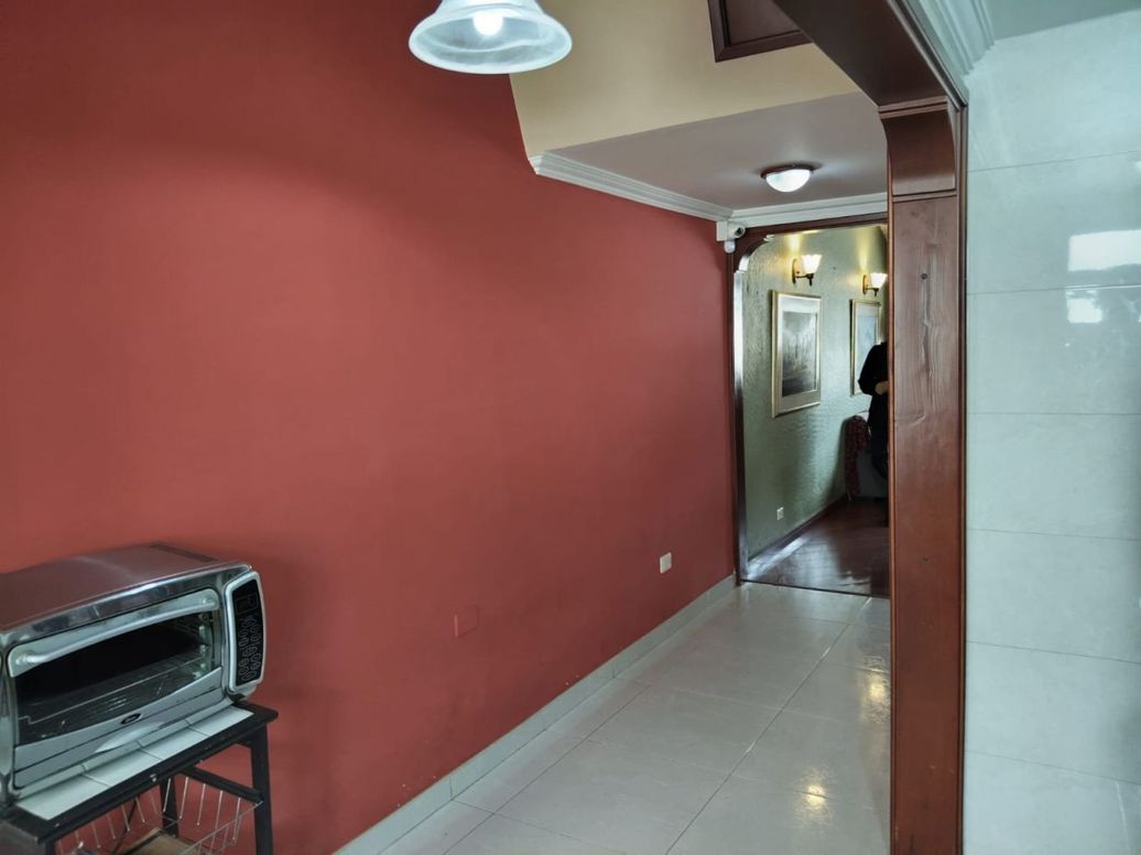 Apartamento de 3 alcobas en venta en Balcares, Bogotá, 98 m² · foto 7 de 19