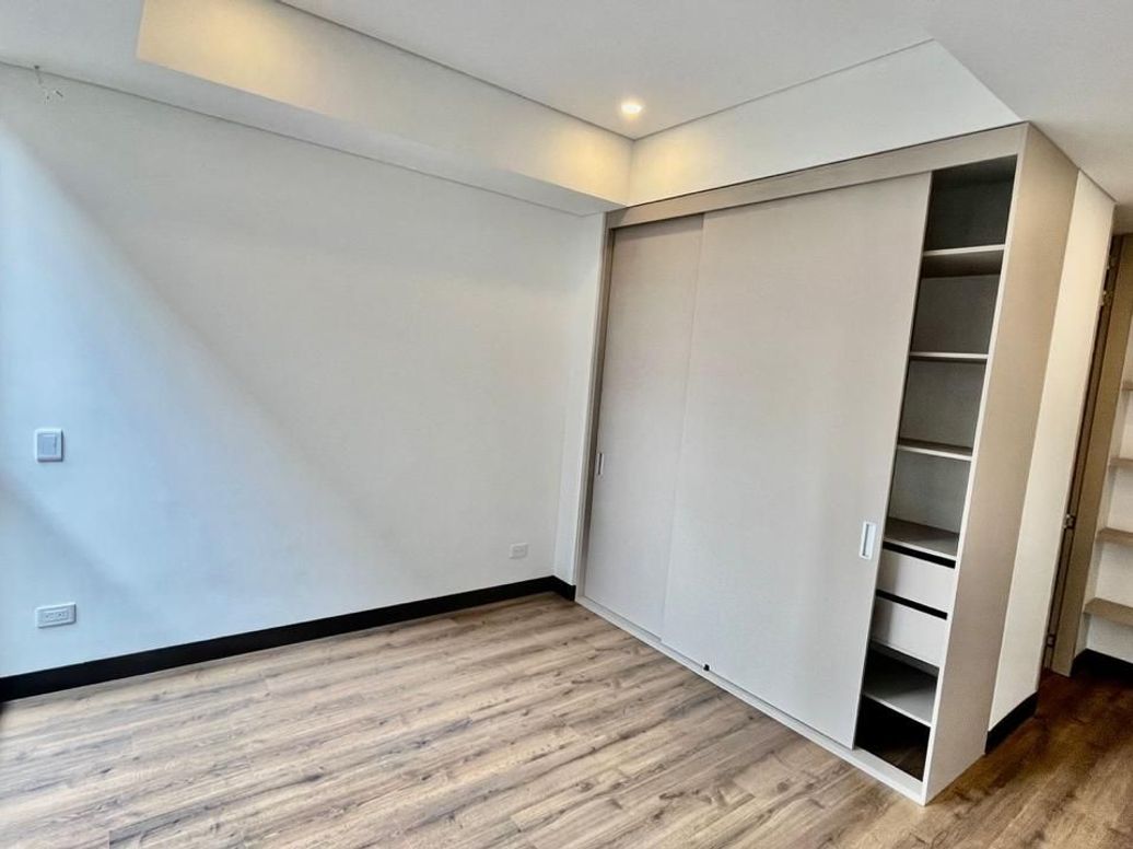 Apartamento de 3 alcobas en venta en Chico, Bogotá, 118 m² · foto 4 de 20