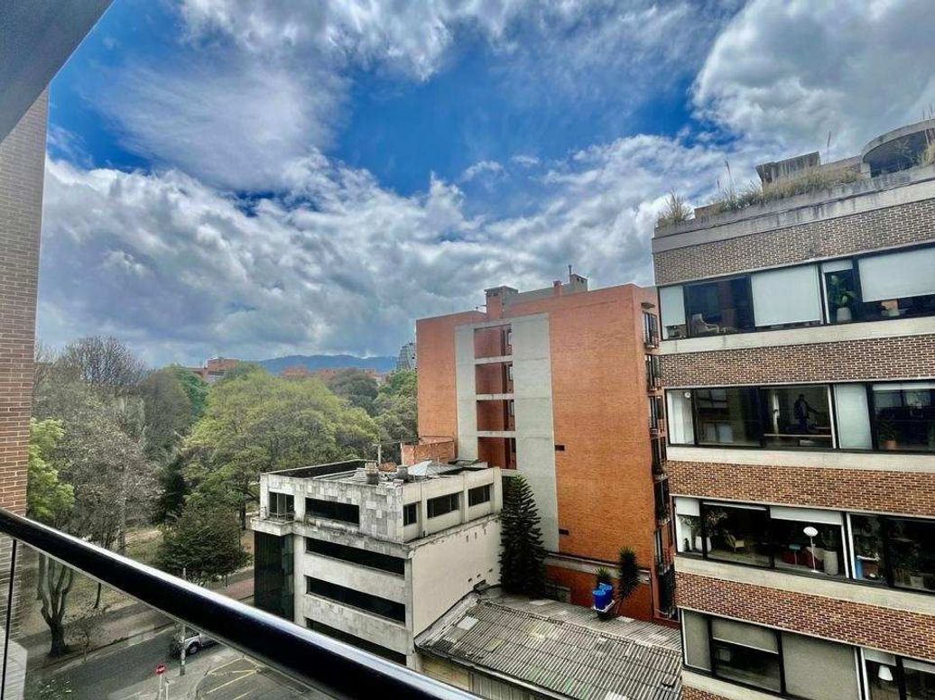 Apartamento de 3 alcobas en venta en Chico, Bogotá, 118 m² · foto 9 de 20