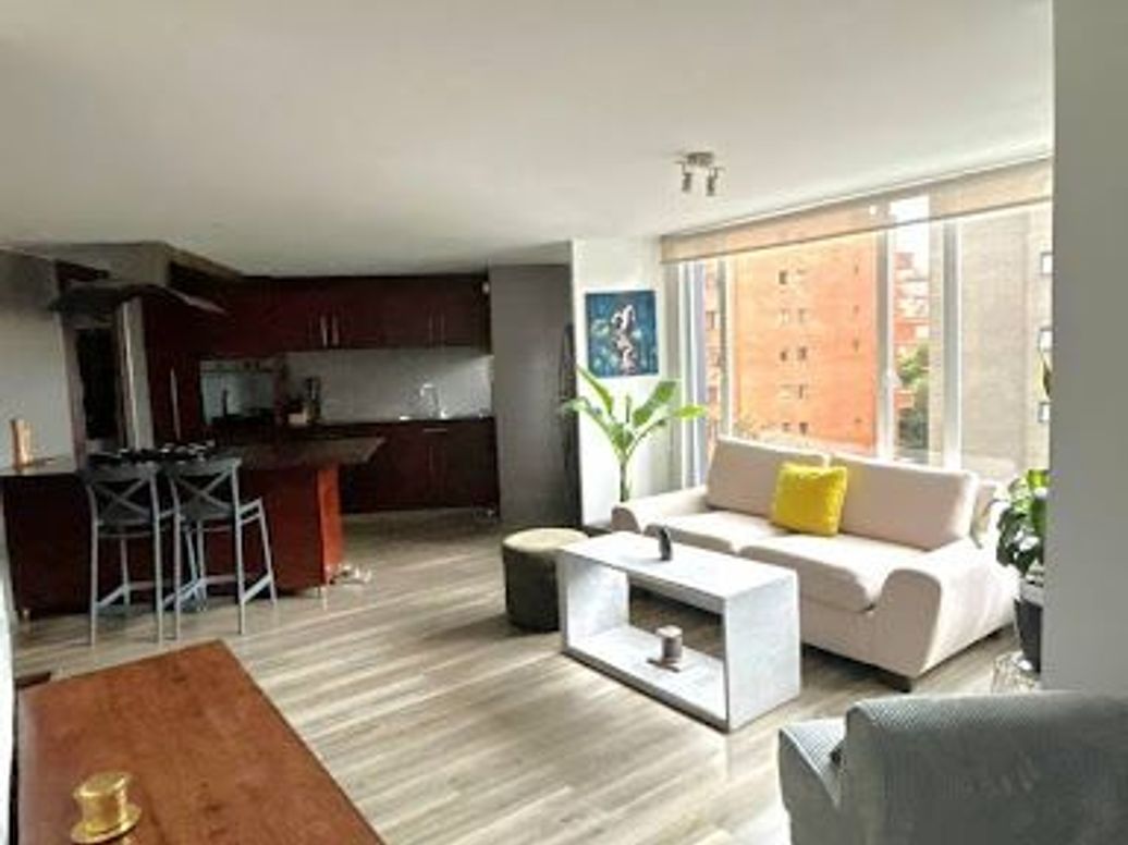 Apartamento de 2 alcobas en venta en Los Rosales, Bogotá, 81 m² · foto 6 de 18