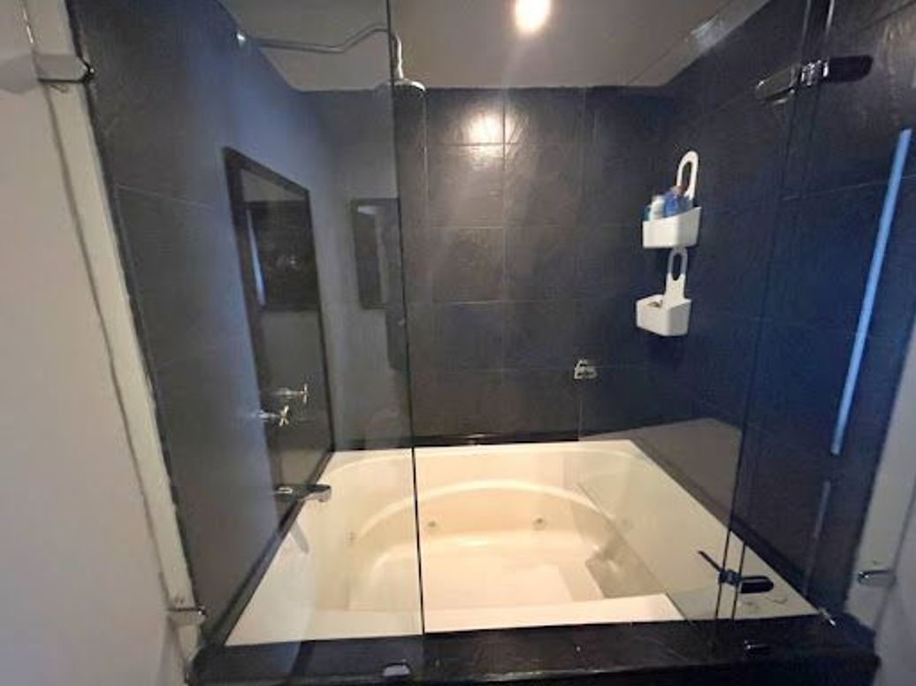 Apartamento de 2 alcobas en venta en Los Rosales, Bogotá, 81 m² · foto 14 de 18