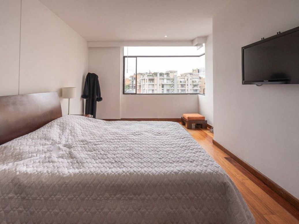 Apartamento de 6 alcobas en venta en San Patricio, Bogotá, 383 m² · foto 12 de 20