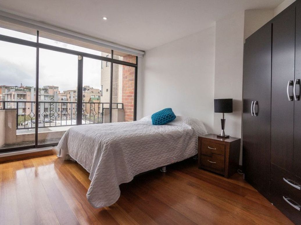 Apartamento de 6 alcobas en venta en San Patricio, Bogotá, 383 m² · foto 15 de 20