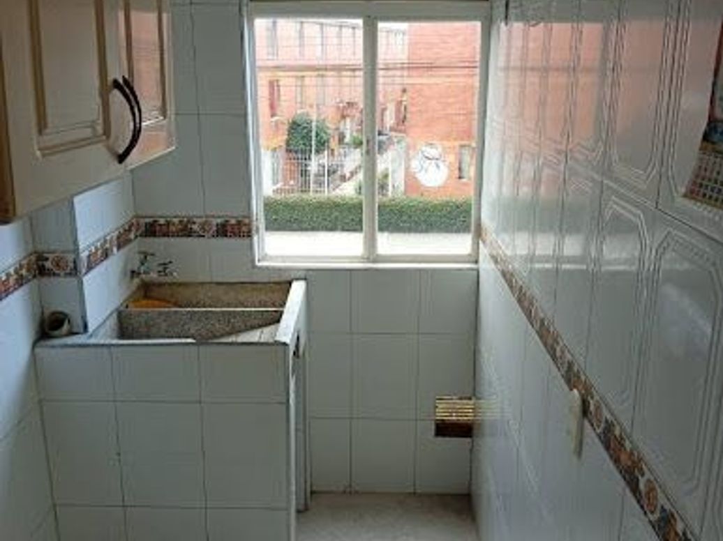 Apartamento de 3 alcobas en venta en Tierra Buena, Bogotá, 42 m² · foto 2 de 20