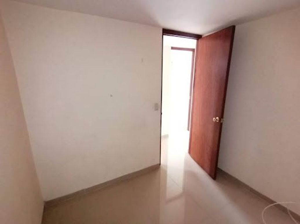 Apartamento de 3 alcobas en venta en El Pinar, Bogotá, 60 m² · foto 9 de 16