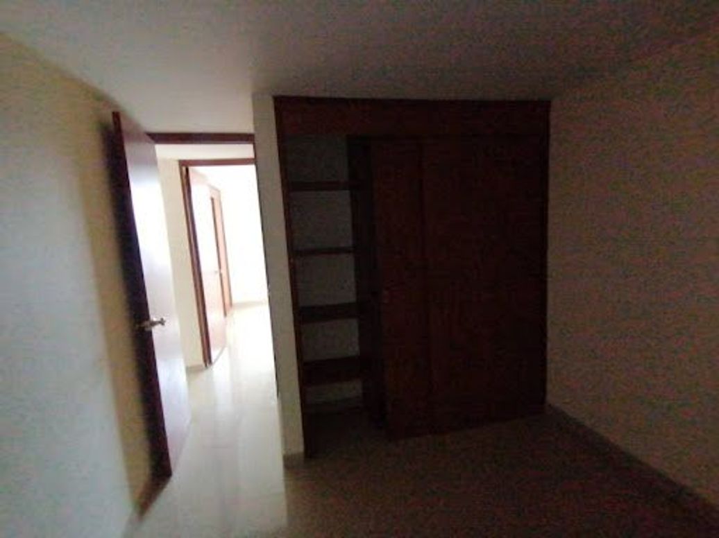 Apartamento de 3 alcobas en venta en El Pinar, Bogotá, 60 m² · foto 10 de 16