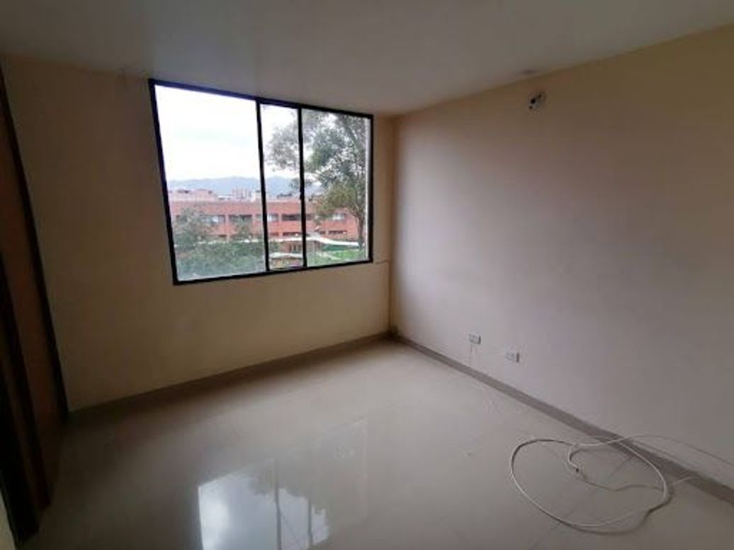 Apartamento de 3 alcobas en venta en El Pinar, Bogotá, 60 m² · foto 15 de 16