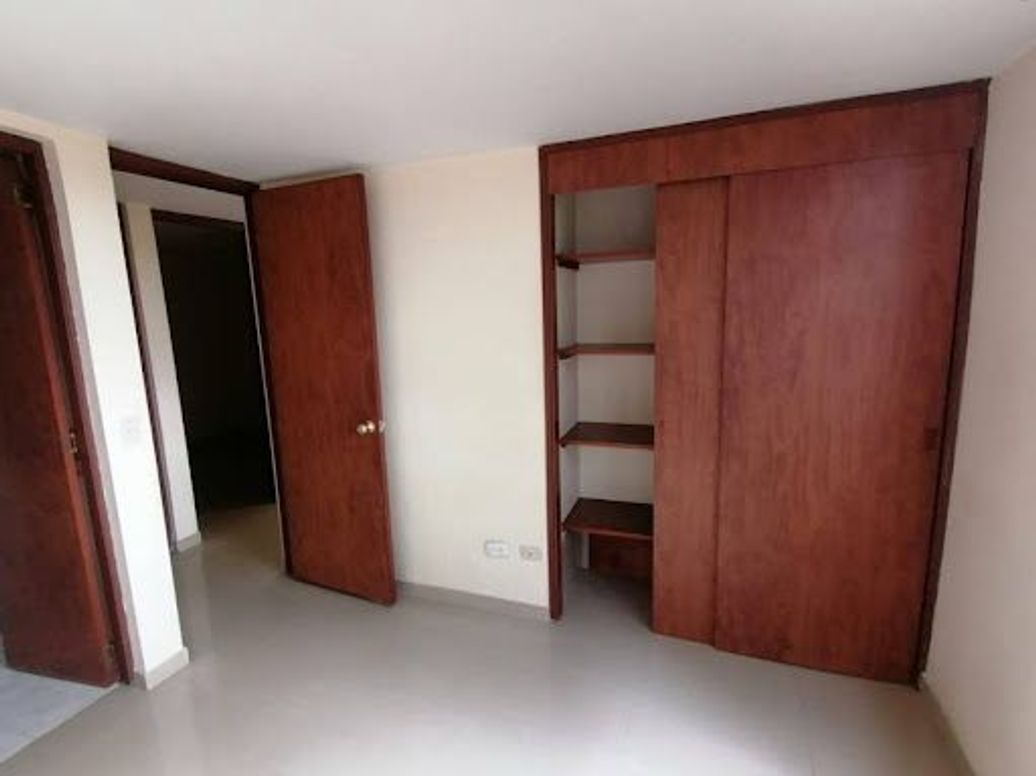 Apartamento de 3 alcobas en venta en El Pinar, Bogotá, 60 m² · foto 12 de 16