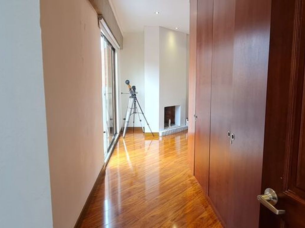 Apartamento de 4 alcobas en venta en Molinos Norte, Bogotá, 234 m² · foto 15 de 19