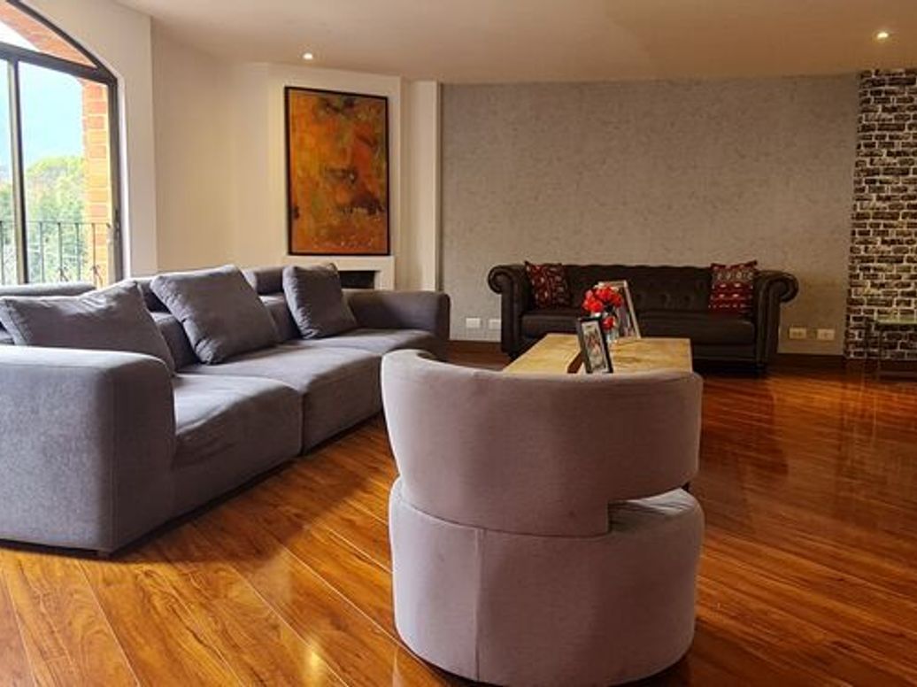 Apartamento de 4 alcobas en venta en Molinos Norte, Bogotá, 234 m² · foto 2 de 19