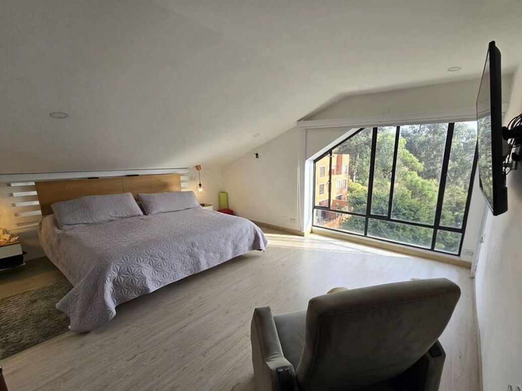 Apartamento de 3 alcobas en venta en Club De Los Lagartos, Bogotá, 190 m² · foto 10 de 13
