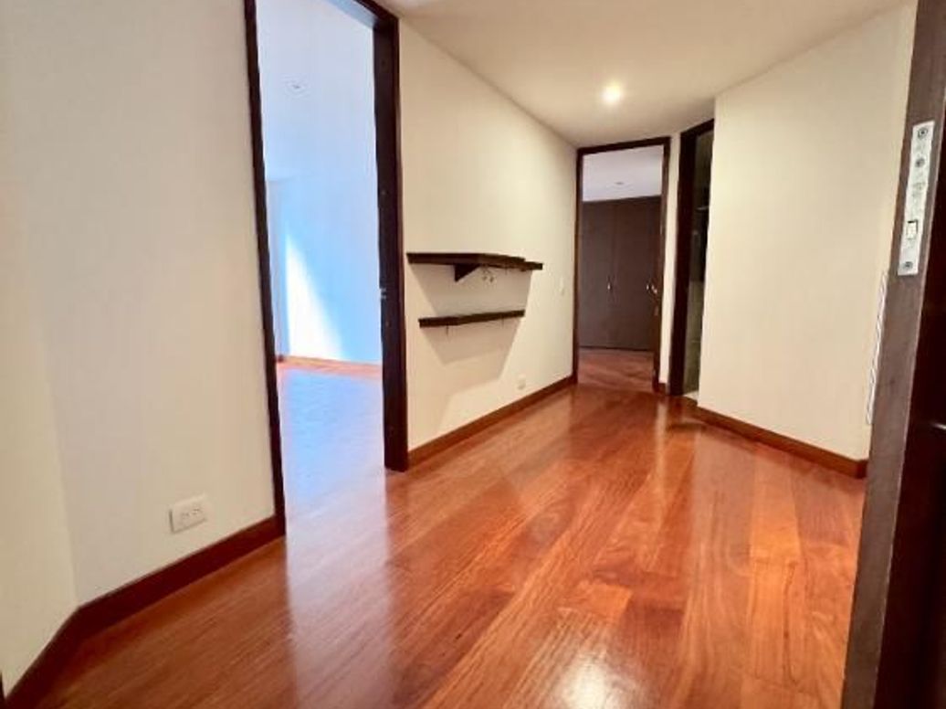 Apartamento de 3 alcobas en venta en Molinos Norte, Bogotá, 138 m² · foto 15 de 20