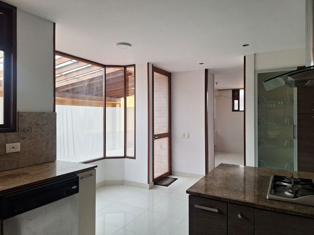 Casa de 5 alcobas en venta en San José De Bavaria, Bogotá, 550 m² · foto 9 de 20