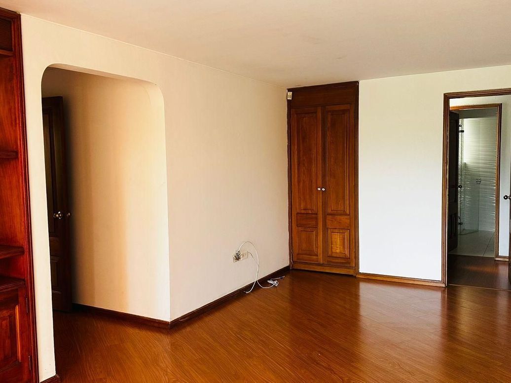 Apartamento de 3 alcobas en venta en Chico Norte Et. Iii, Bogotá, 130 m² · foto 4 de 20