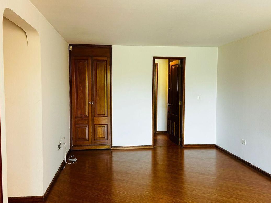 Apartamento de 3 alcobas en venta en Chico Norte Et. Iii, Bogotá, 130 m² · foto 5 de 20