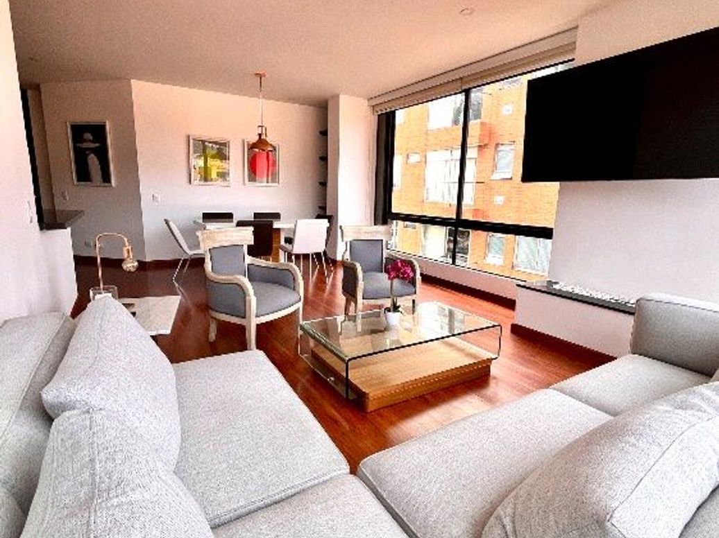 Apartamento de 3 alcobas en venta en San Patricio, Bogotá, 126 m² · foto 13 de 20
