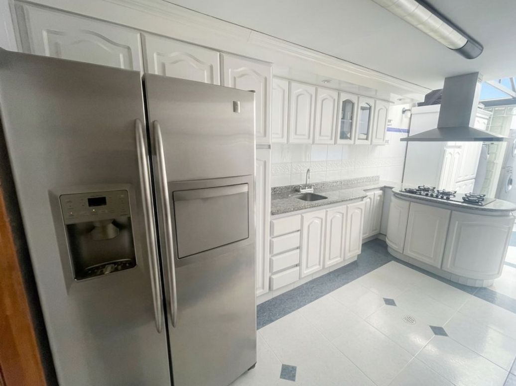 Casa de 4 alcobas en venta en Las Acasias, Bogotá, 159 m² · foto 6 de 20