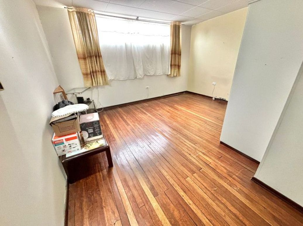 Casa de 3 alcobas en venta en Santa Ana Occidental, Bogotá, 359 m² · foto 12 de 20