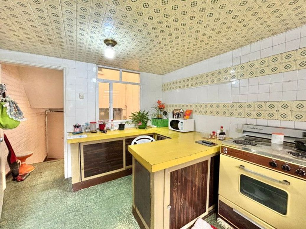 Casa de 3 alcobas en venta en Santa Ana Occidental, Bogotá, 359 m² · foto 6 de 20
