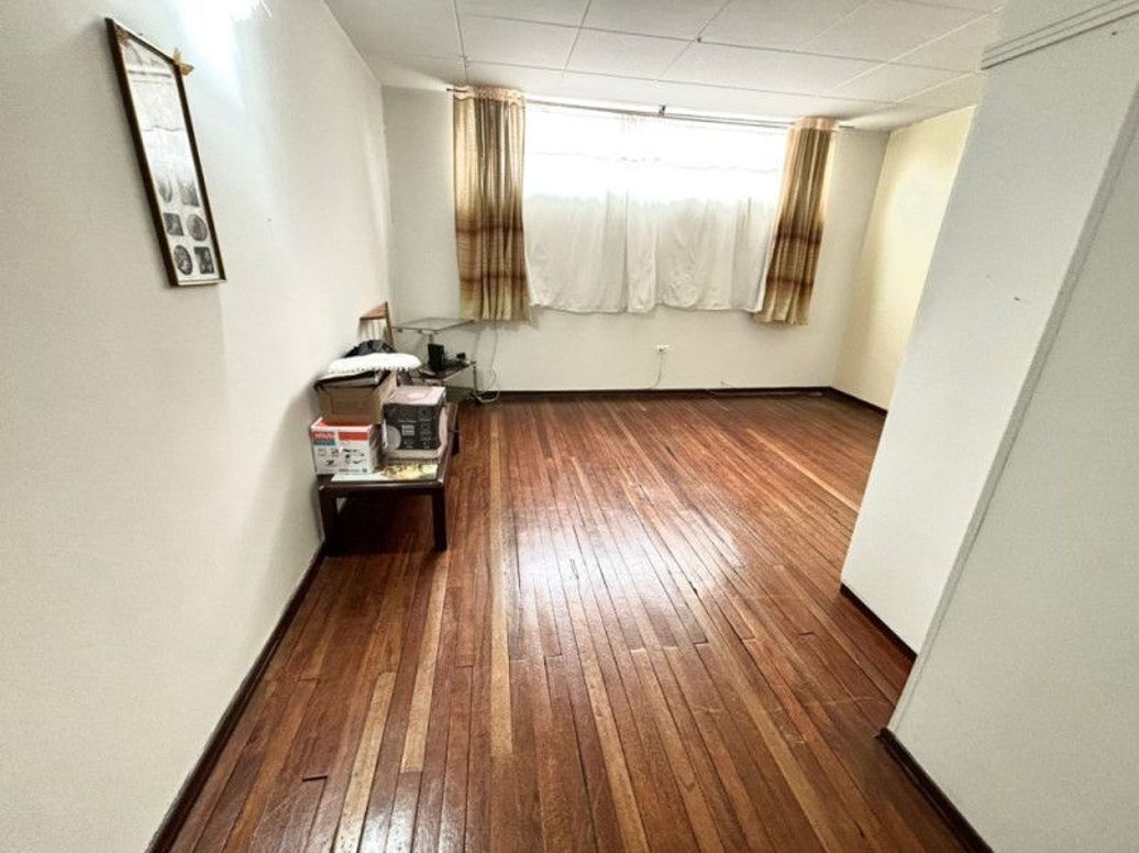 Casa de 3 alcobas en venta en Santa Ana Occidental, Bogotá, 359 m² · foto 17 de 20