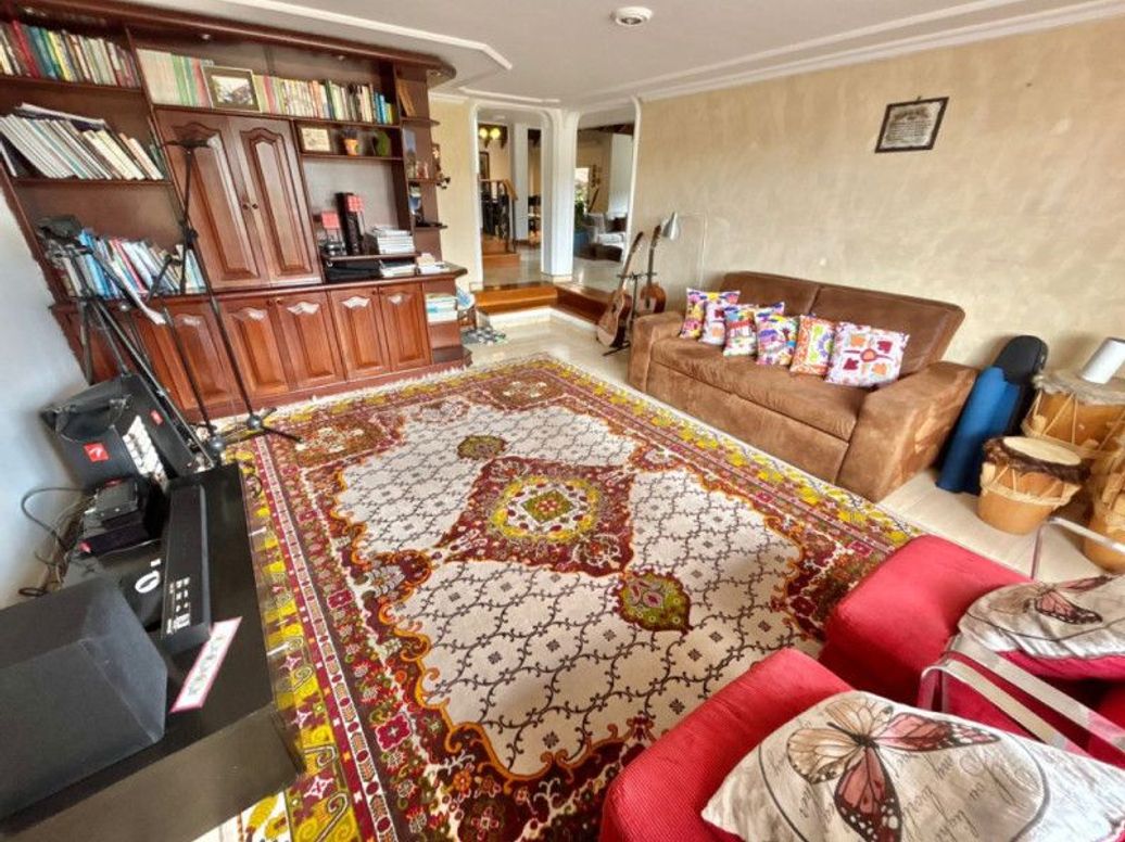 Casa de 4 alcobas en venta en San José De Bavaria, Bogotá, 237 m² · foto 6 de 20