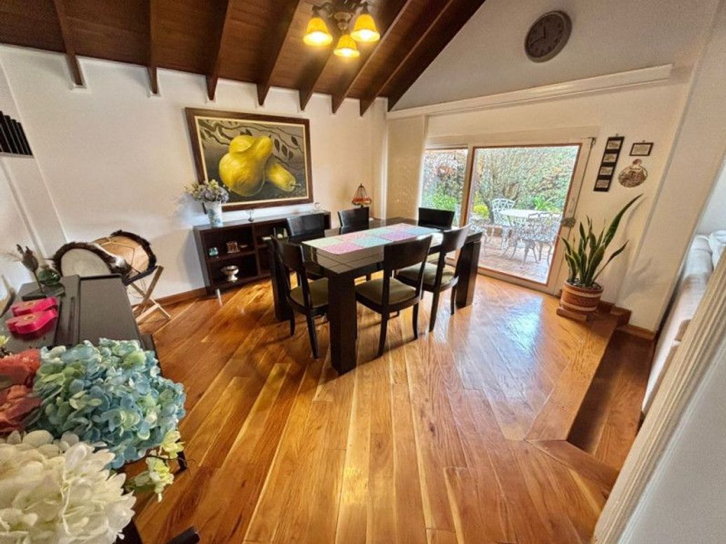 Casa de 4 alcobas en venta en San José De Bavaria, Bogotá, 237 m² · foto 8 de 20