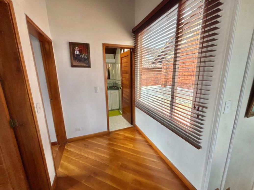 Casa de 4 alcobas en venta en San José De Bavaria, Bogotá, 237 m² · foto 20 de 20