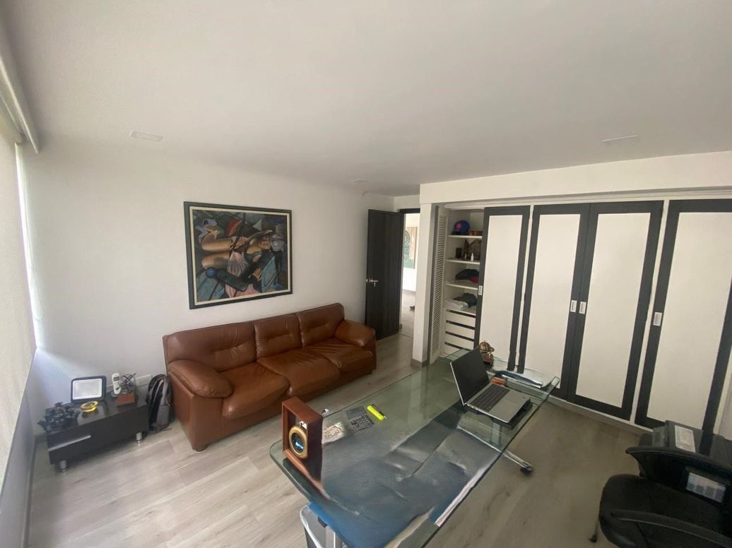 Apartamento de 3 alcobas en venta en Gratamira, Bogotá, 300 m² · foto 6 de 20
