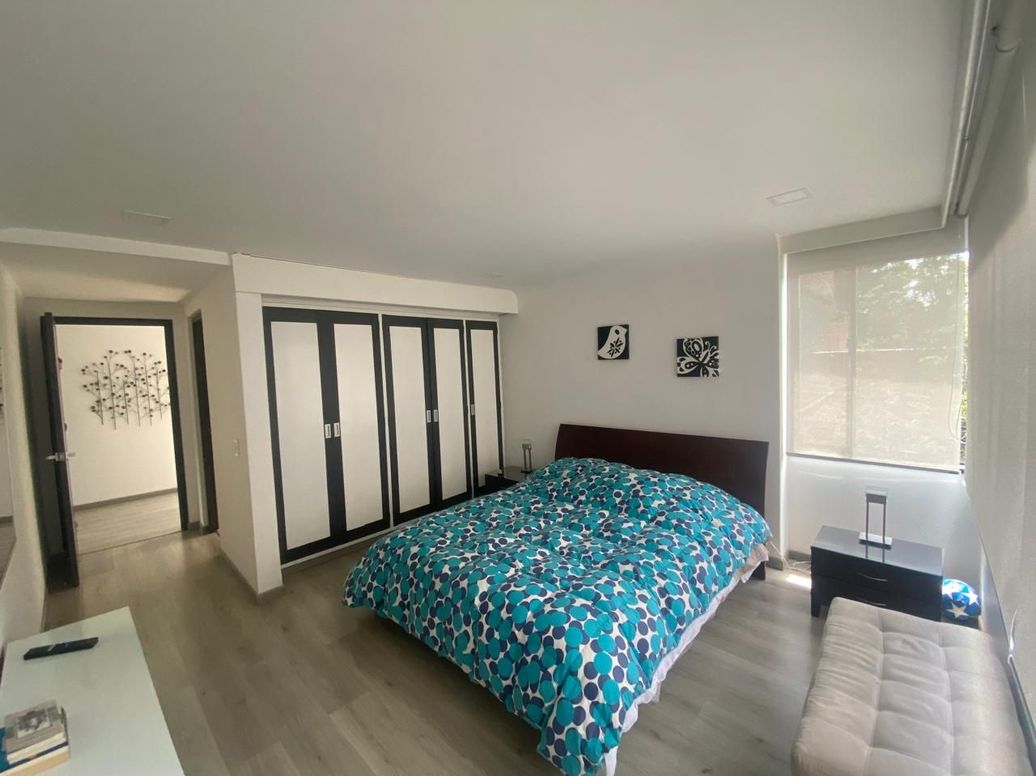 Apartamento de 3 alcobas en venta en Gratamira, Bogotá, 300 m² · foto 8 de 20