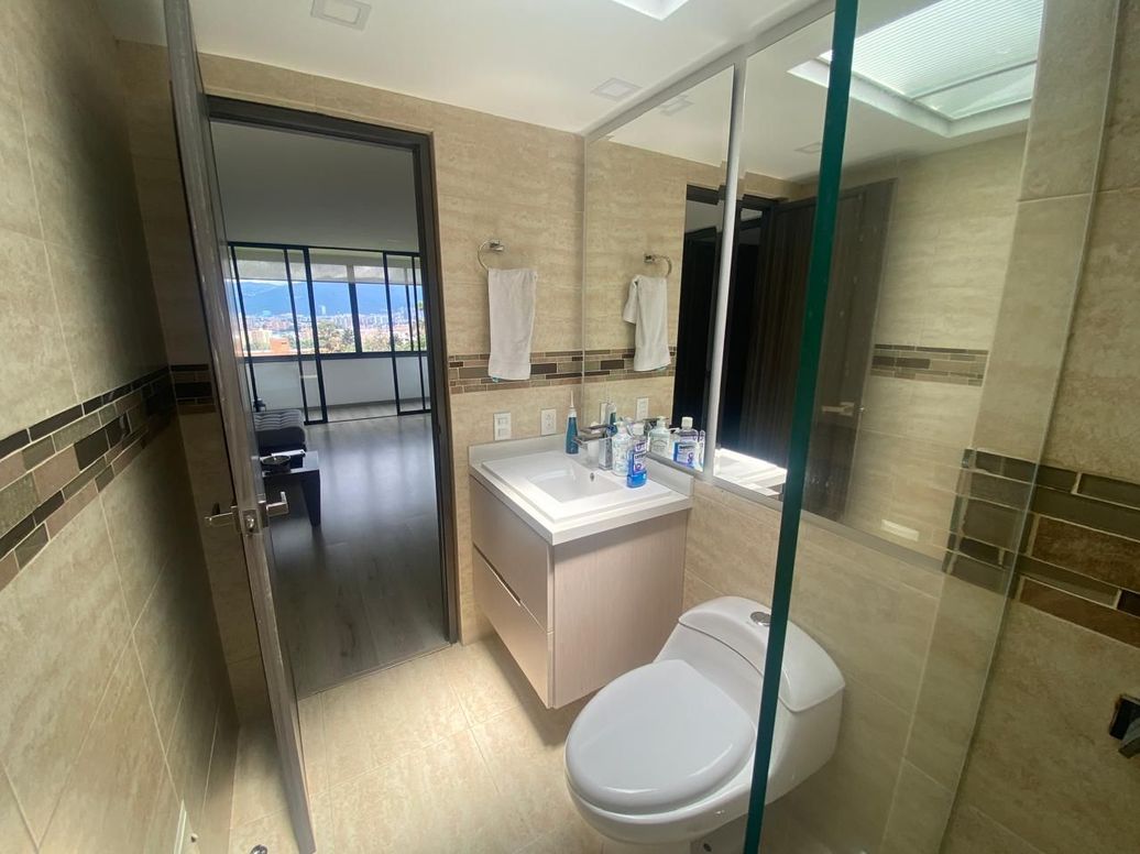 Apartamento de 3 alcobas en venta en Gratamira, Bogotá, 300 m² · foto 4 de 20