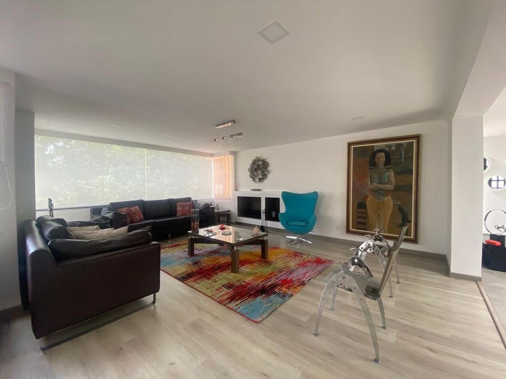 Apartamento de 3 alcobas en venta en Gratamira, Bogotá, 300 m² · foto 19 de 20