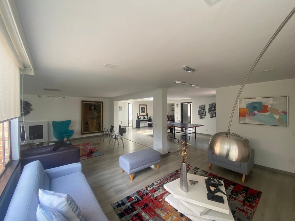 Apartamento de 3 alcobas en venta en Gratamira, Bogotá, 300 m² · foto 18 de 20