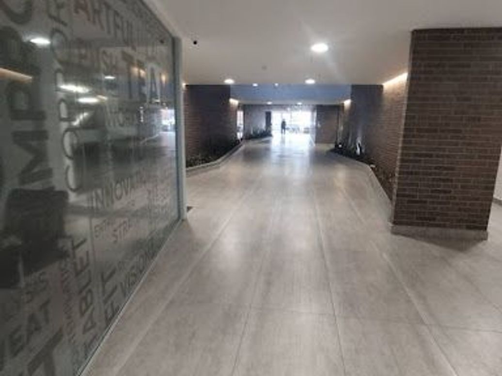 Apartamento de 3 alcobas en venta en Bosque De Modelia, Bogotá, 68 m² · foto 4 de 20