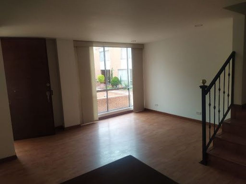Casa de 4 alcobas en venta en San Antonio Nor - Occidental, Bogotá, 123 m² · foto 2 de 20