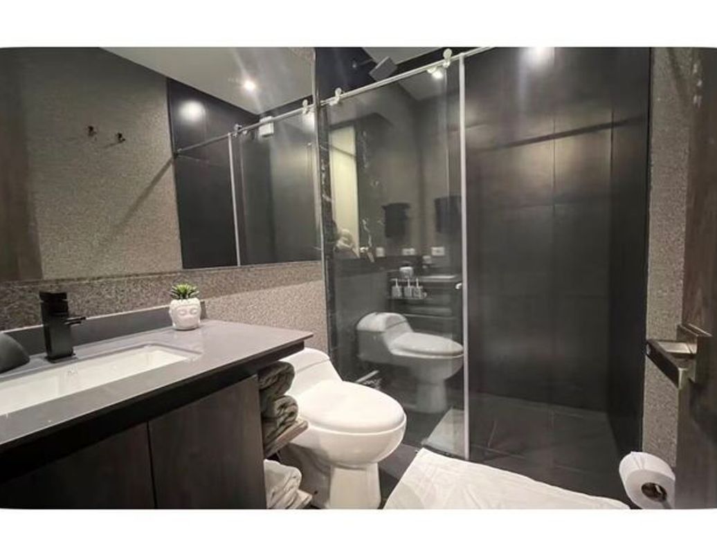 Apartaestudio en venta en Chico Norte Et. Iii, Bogotá, 35 m² · foto 13 de 20
