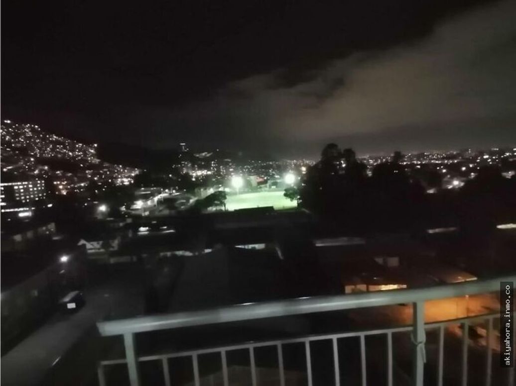 Apartamento de 3 alcobas en venta en Usaquén, Bogotá, 87 m² · foto 4 de 10