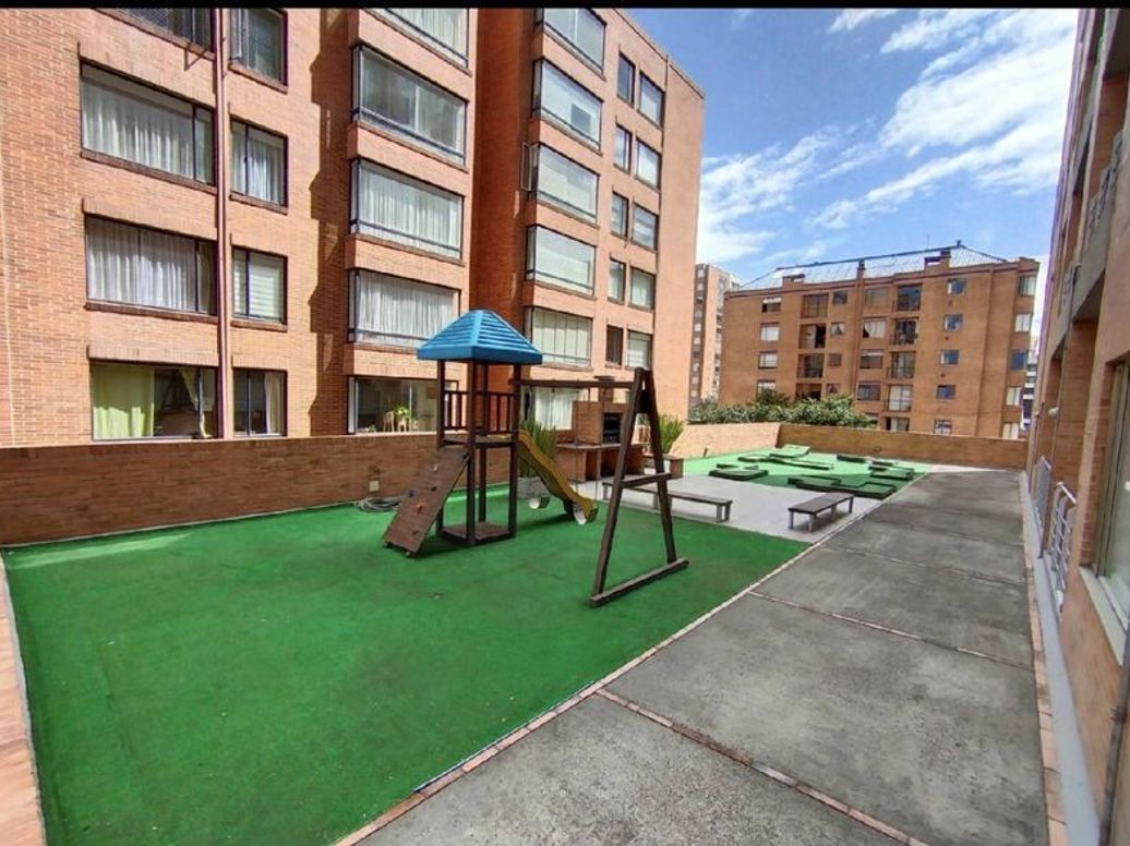 Apartamento de 1 alcoba en venta en Las Acasias, Bogotá, 70 m² · foto 2 de 20