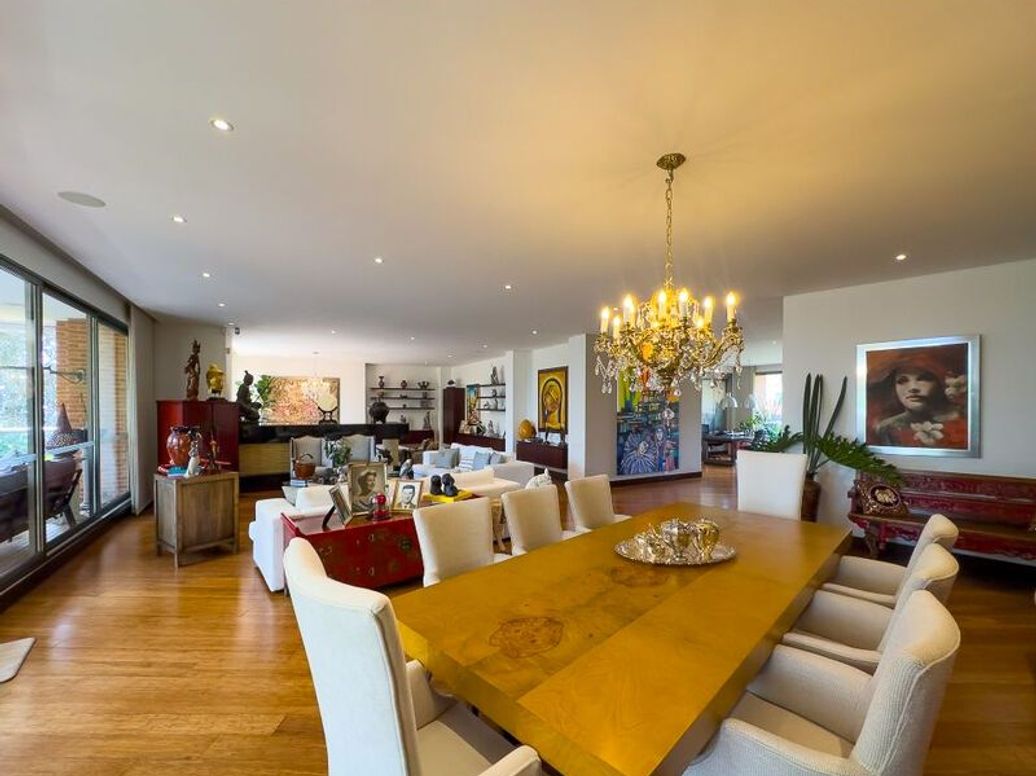Apartamento de 4 alcobas en venta en Suba Naranjos, Bogotá, 415 m² · foto 2 de 20