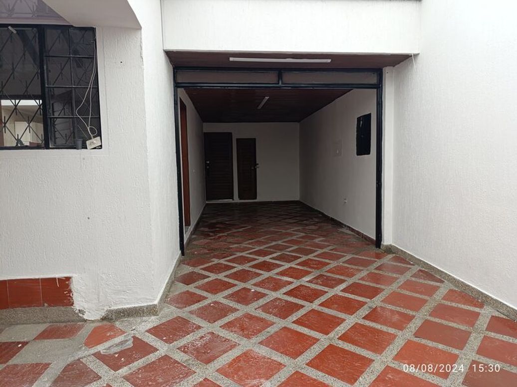 Casa de 3 alcobas en venta en El Batan, Bogotá, 250 m² · foto 16 de 17