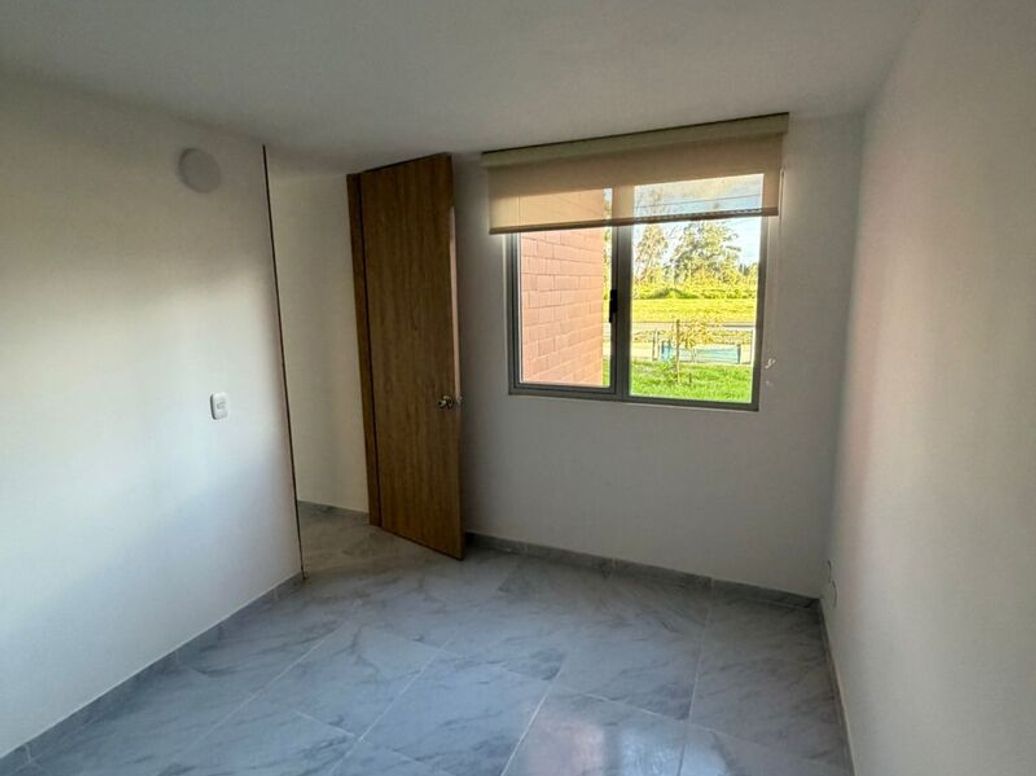 Apartamento de 2 alcobas en venta en Casa Blanca, Bogotá, 42 m² · foto 7 de 12