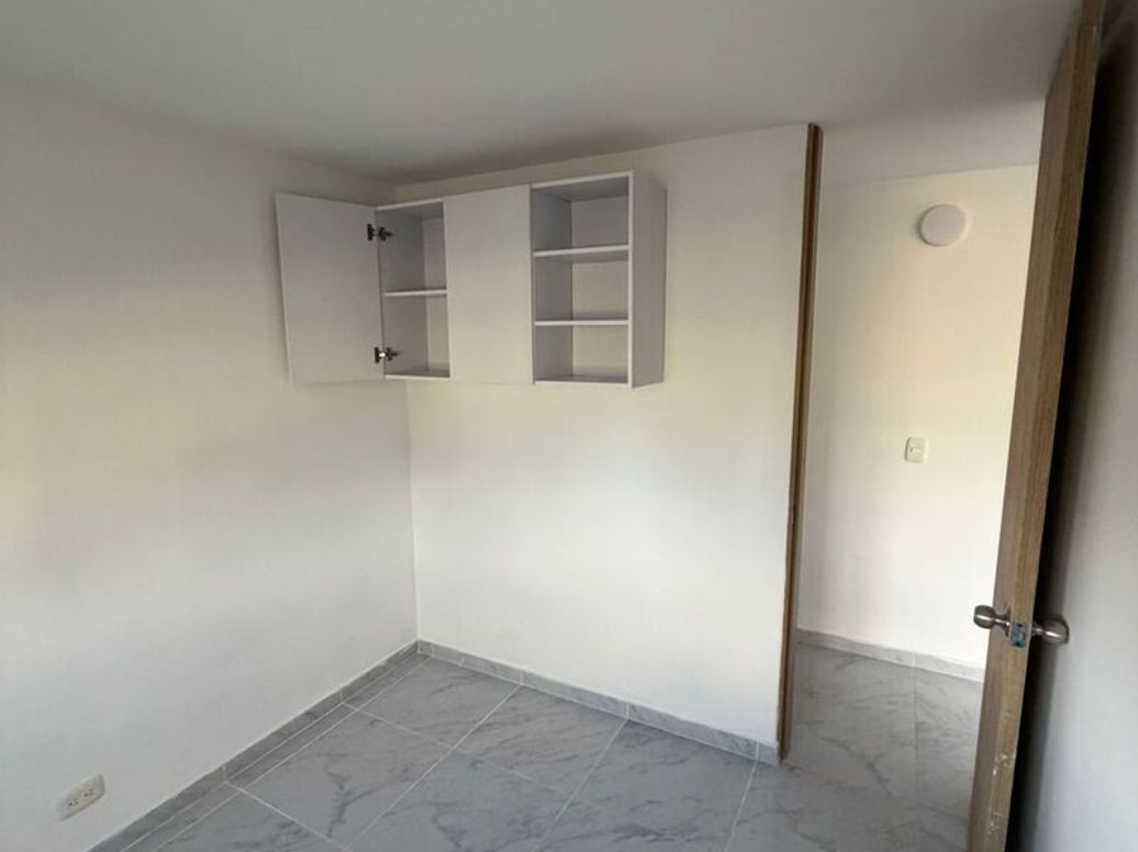 Apartamento de 2 alcobas en venta en Casa Blanca, Bogotá, 42 m² · foto 9 de 12