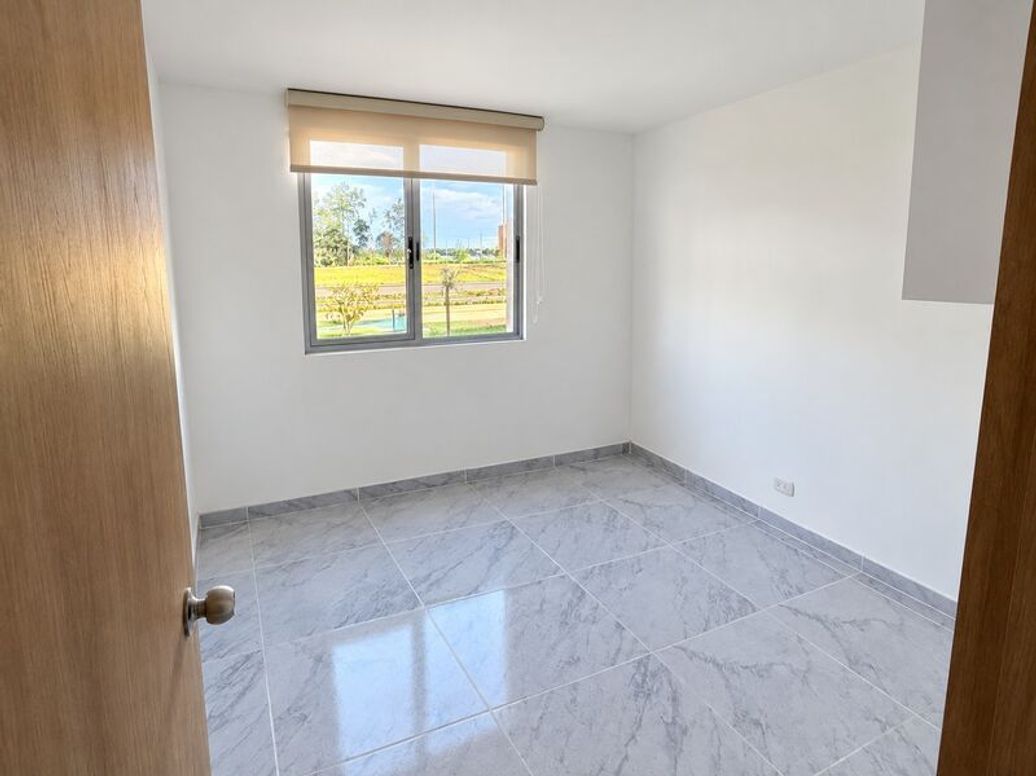 Apartamento de 2 alcobas en venta en Casa Blanca, Bogotá, 42 m² · foto 11 de 12