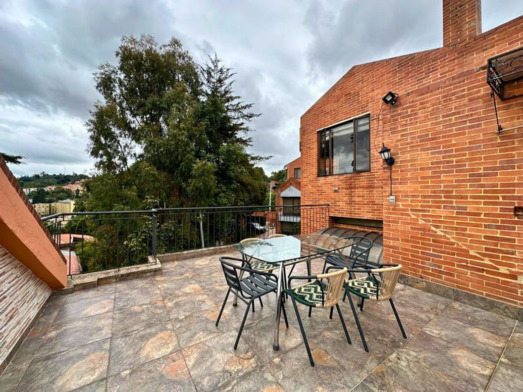Casa de 3 alcobas en venta en Los Naranjos, Bogotá, 320 m² · foto 20 de 20