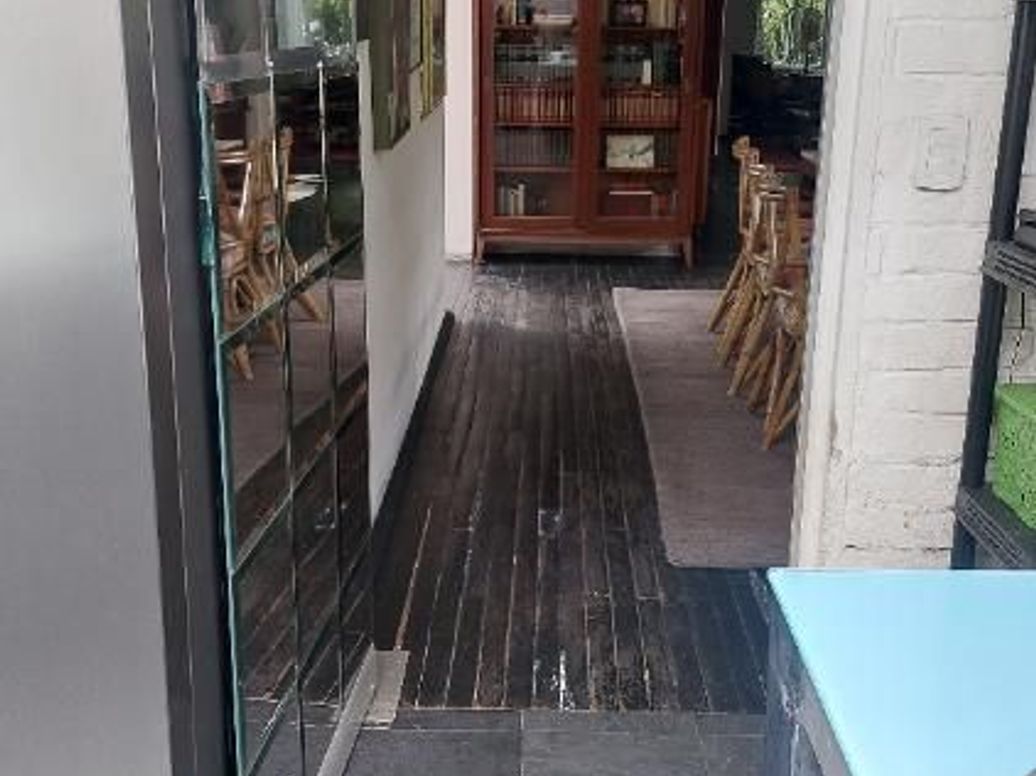 Casa de 4 alcobas en venta en Quinta Camacho, Bogotá, 270 m² · foto 9 de 17