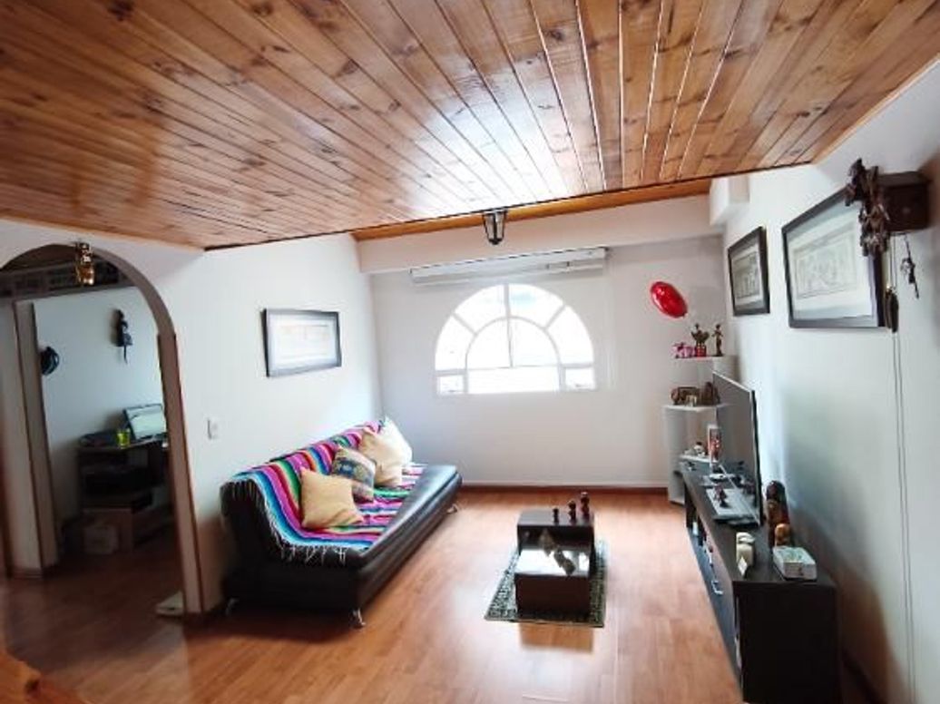 Apartamento de 3 alcobas en venta en Cedro Narvaez, Bogotá, 80 m² · foto 14 de 18