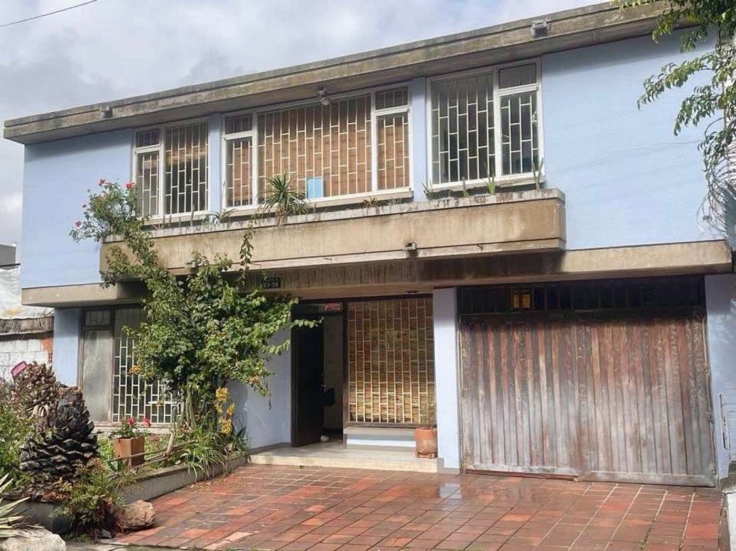 Casa de 4 alcobas en venta en Nueva Granada, Bogotá, 284 m² · foto 2 de 20